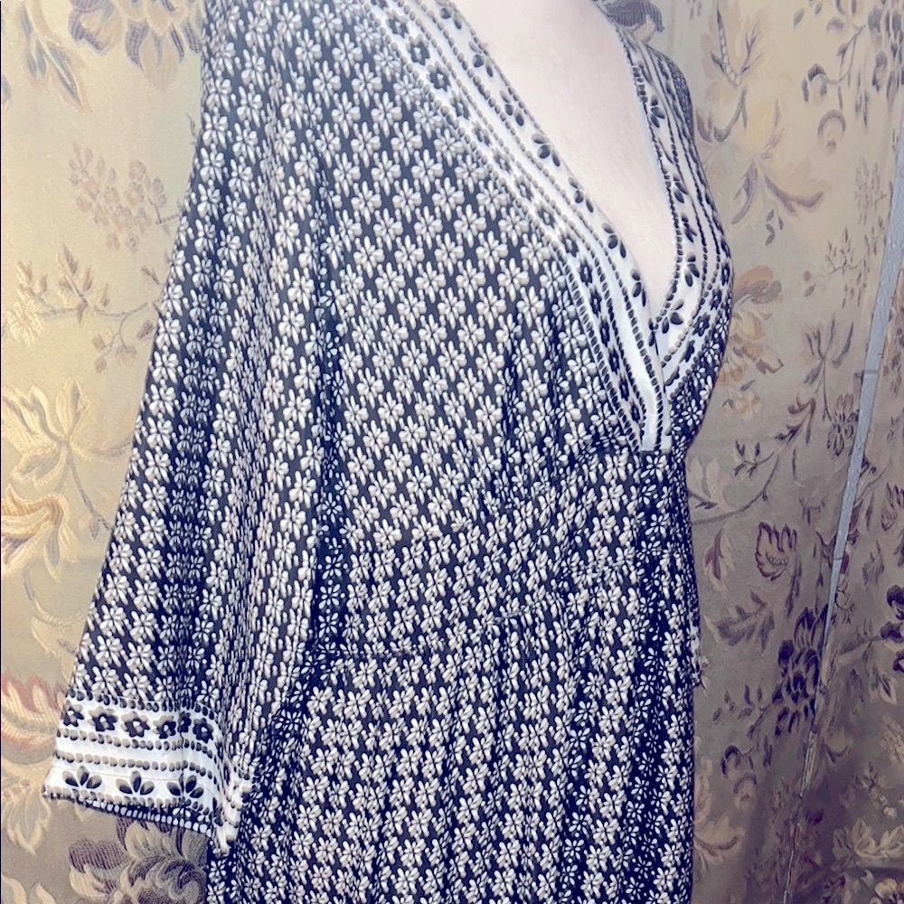 Me 2 Magic Black and White Hippie boho maxi dress with 3/4 Sleeves